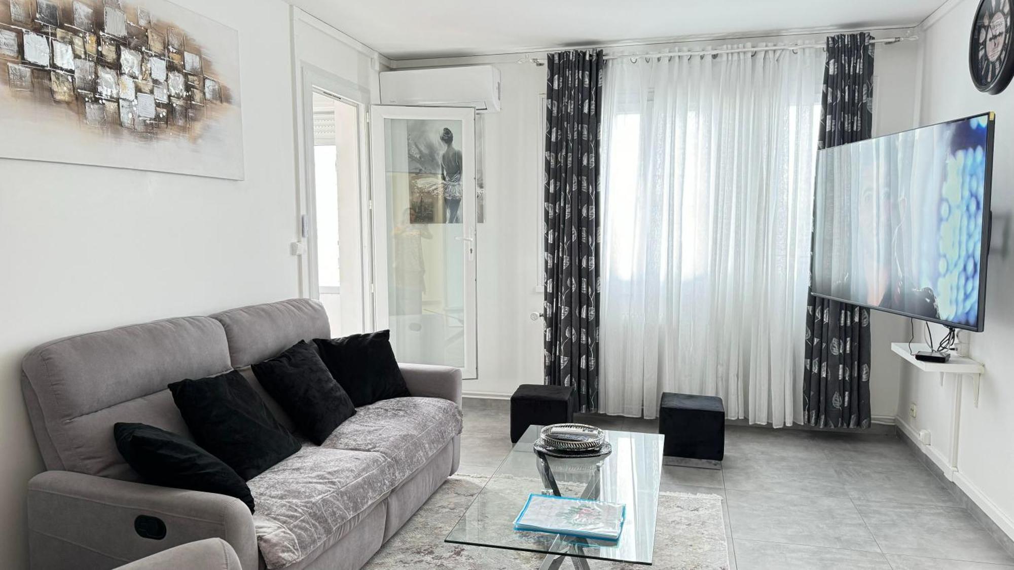 Apartamento Votre Cocon Parfait A 9 Min D'Eurexpo Et 14 Min Groupama Saint-Priest  Exterior foto